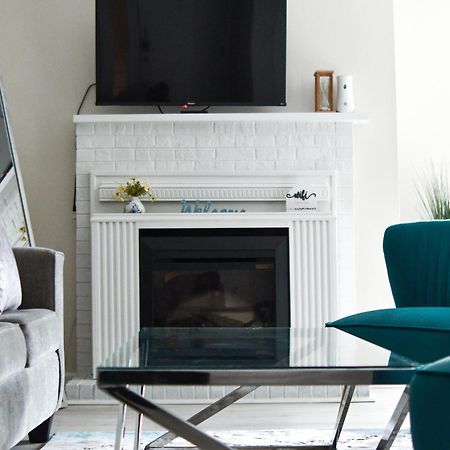 Serene Condo W/ Led Lights In Heart Of Raleigh Buitenkant foto